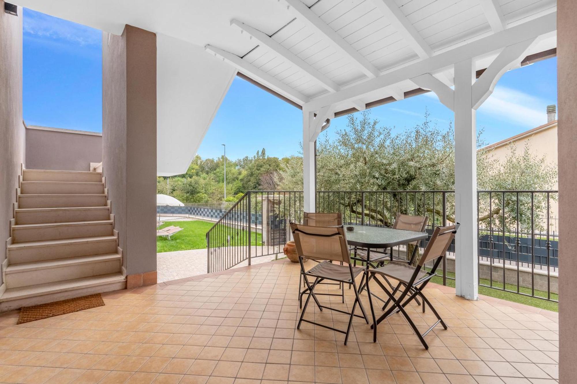 -Free Pool And Parking- Garda House Apartments Castelnuovo del Garda Luaran gambar