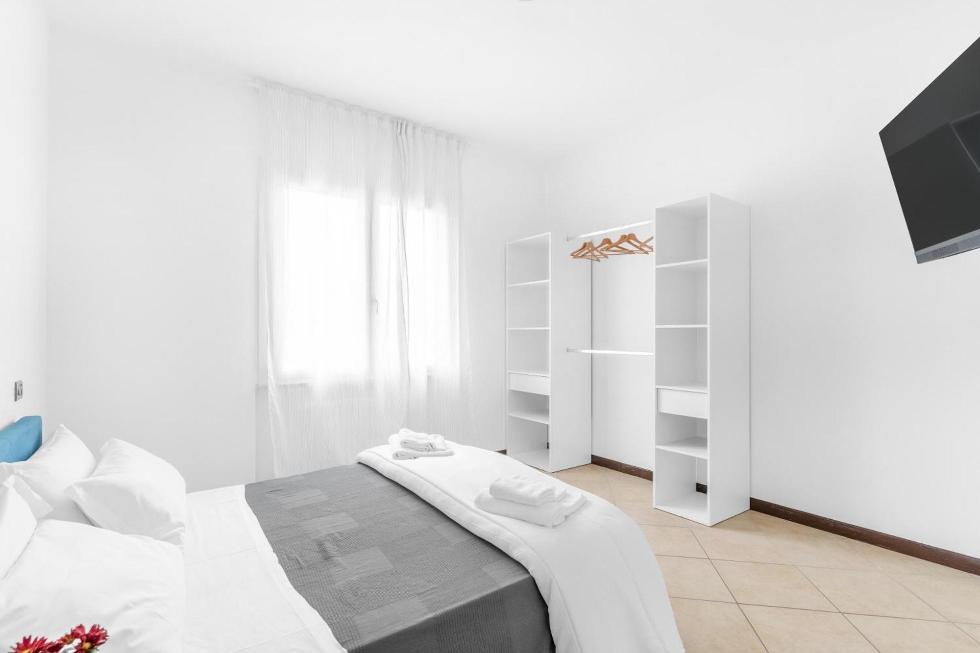 -Free Pool And Parking- Garda House Apartments Castelnuovo del Garda Luaran gambar