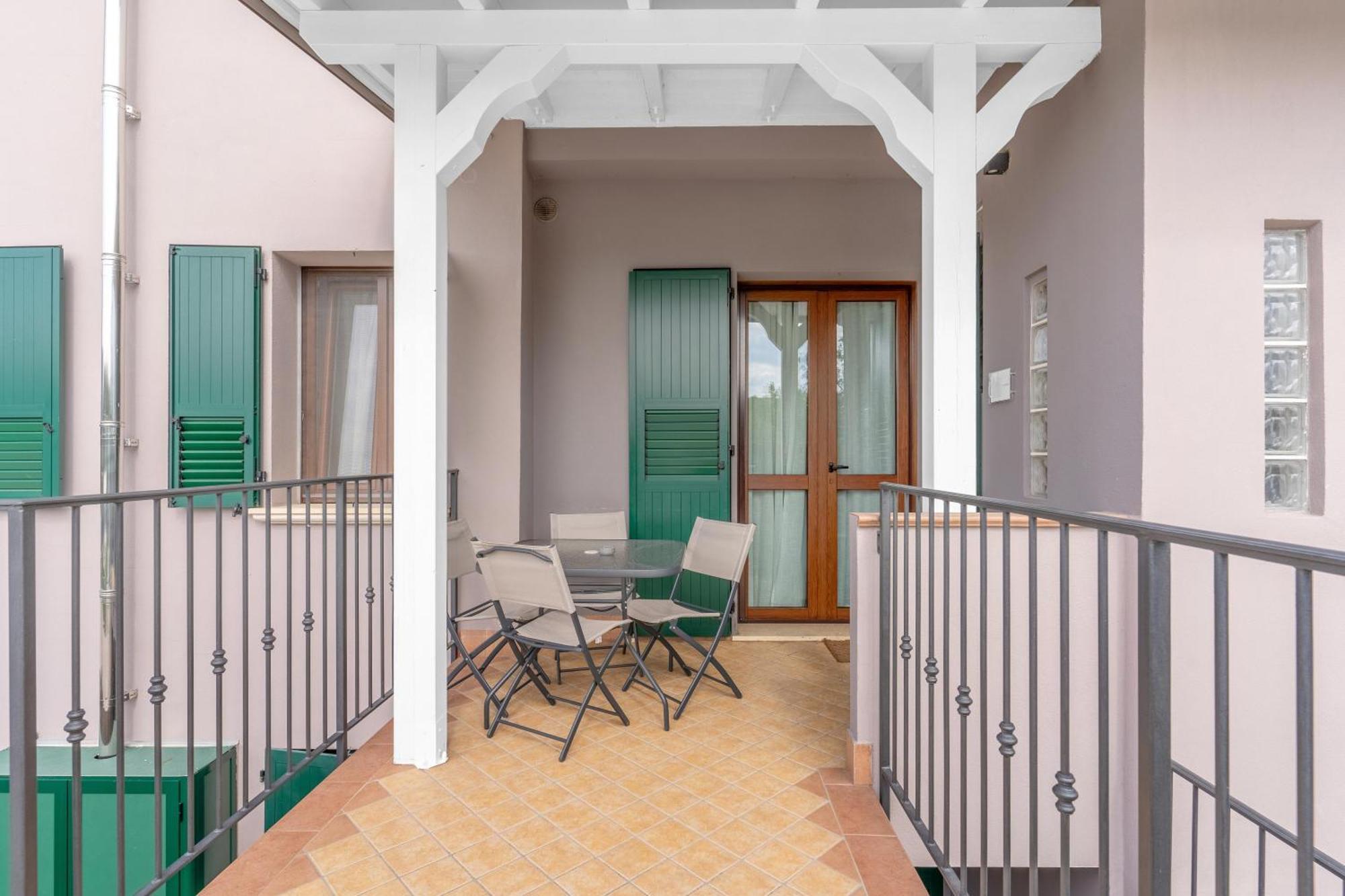 -Free Pool And Parking- Garda House Apartments Castelnuovo del Garda Luaran gambar